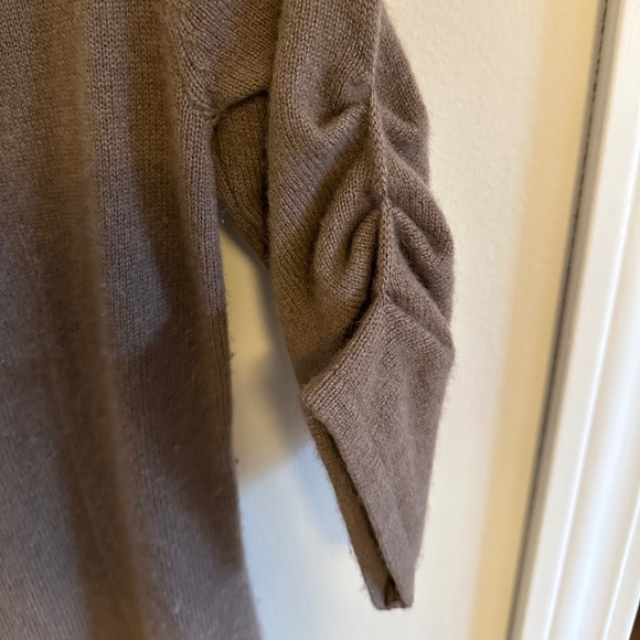 BCBG wool dress - Picture 7 of 7